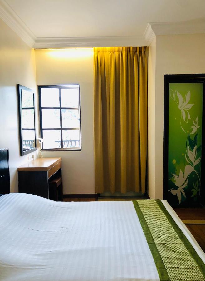 קמרון היילנדס Hotel Chua Gin מראה חיצוני תמונה